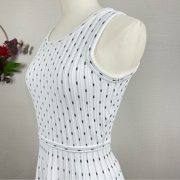 Milly Vertical Dot Flare Dress in Ivory & Black size P 0-2 - Picture 6 of 16